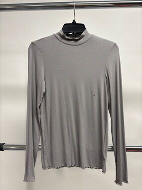 American Eagle Light Gray Ribbed Mock Neck Long Sleeve Top